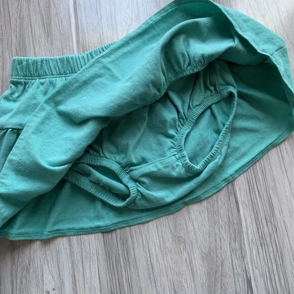 Tea Collection Solid Ruffled Bloomers - Picture 2 of 5